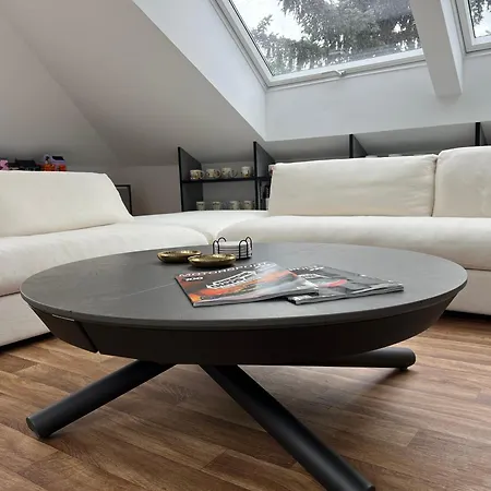 Apartamento Modern Attic Loft Weisenheim am Sand