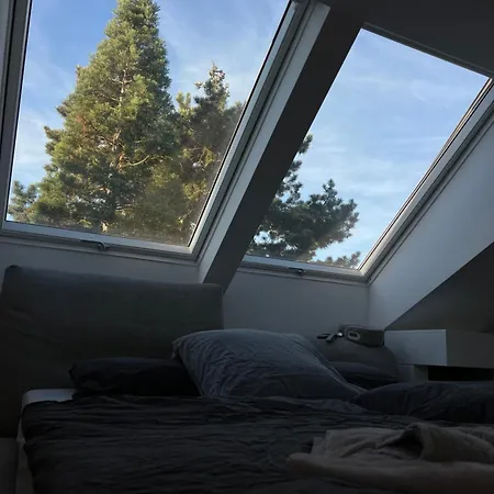 Modern Attic Loft Apartment *